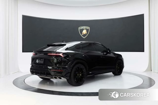 Lamborghini Urus id 4190534 из Китая 16