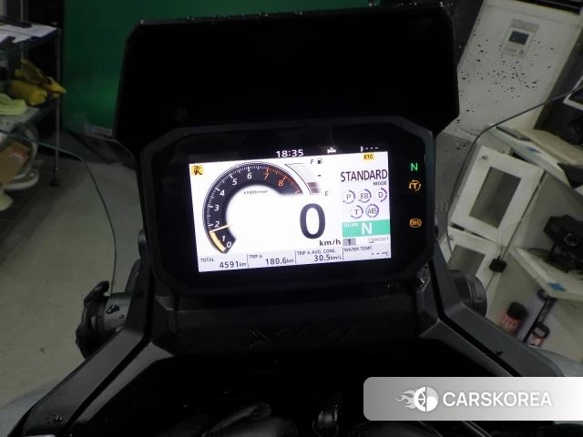 Honda X-ADV 750 id 4184336 из Японии 21