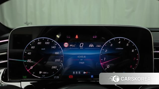 Mercedes-Benz E-Class W214 id 4767715 из Кореи 32