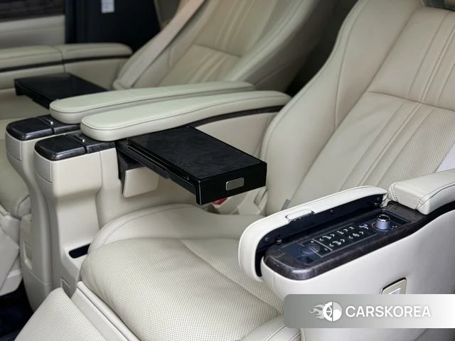 Toyota Elfa id 4277978 из Китая 8