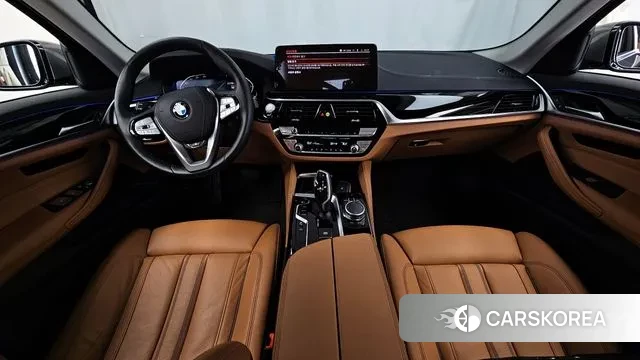 BMW 5 Series (G30) id 2994135 из Кореи 17