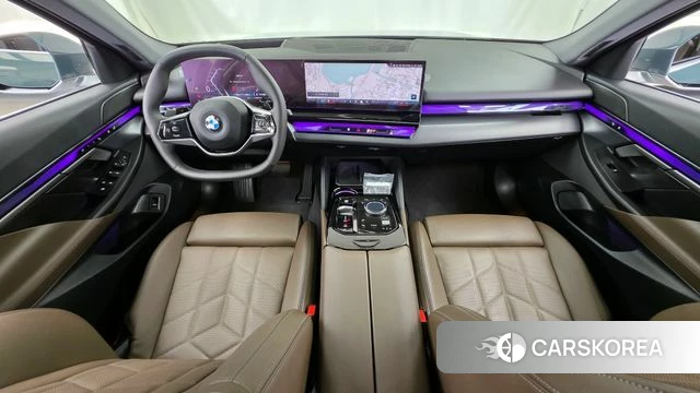 BMW 5 Series (G60) id 3825746 из Кореи 17