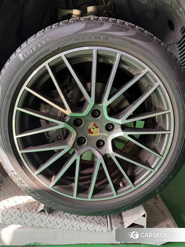 Porsche Cayenne (PO536) id 3873405 из Кореи 10