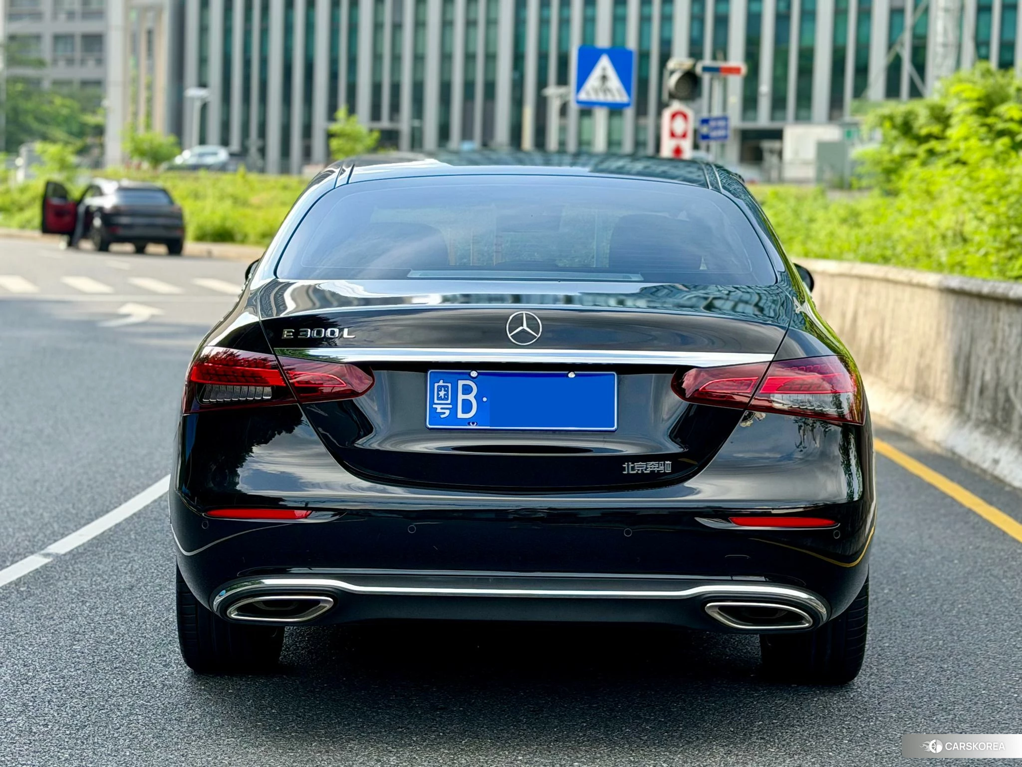 Mercedes-Benz E-class id 4499170 из Китая 11