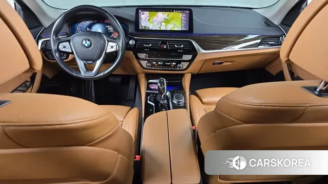 BMW 5 Series (G30) id 3335550 из Кореи 17