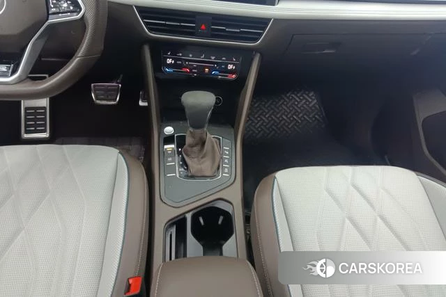 Volkswagen Tiguan L id 4274365 из Китая 12