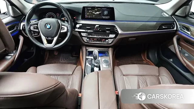 BMW 5 Series (G30) id 3578472 из Кореи 17