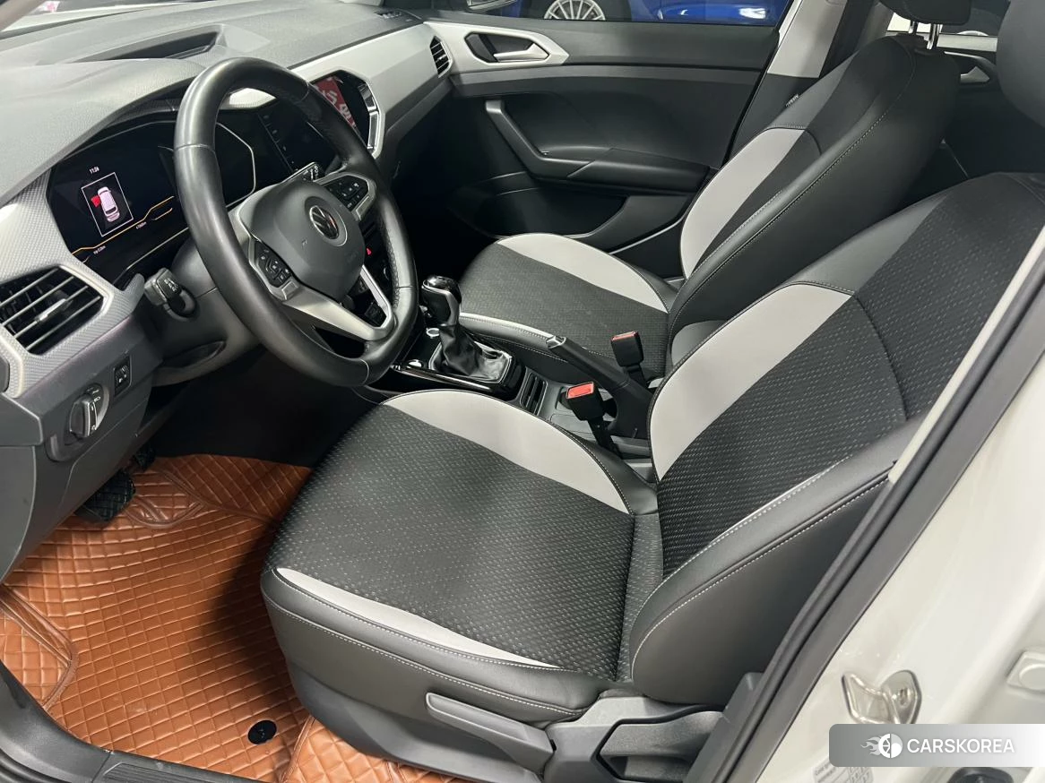 Volkswagen Exploring the shadow id 4513562 из Китая 13