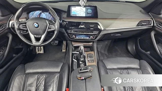 BMW 5 Series (G30) id 3284763 из Кореи 17