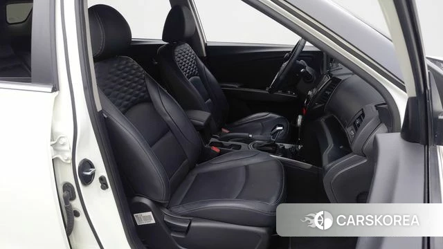 Ssangyong Tivoli Air id 4882529 из Кореи 17