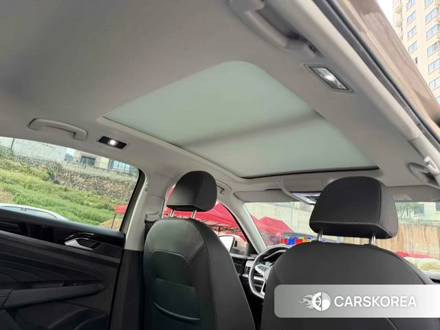 Volkswagen Passat id 4261122 из Китая 7