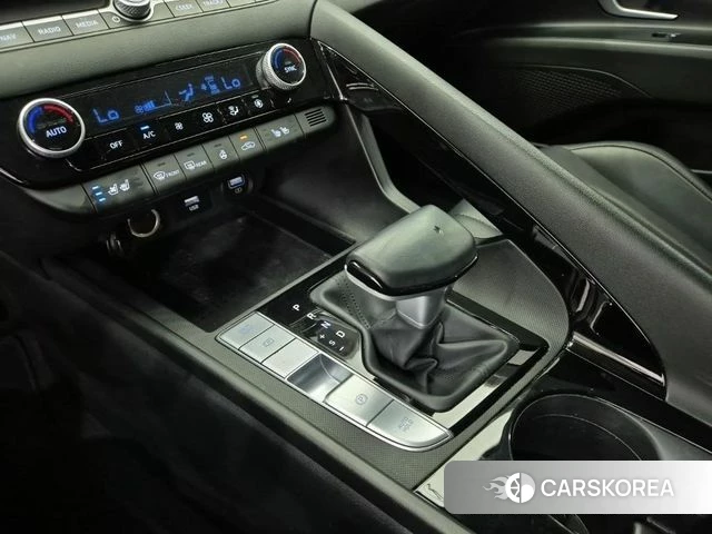 Hyundai Avante Hybrid (CN7) id 4618887 из Кореи 17
