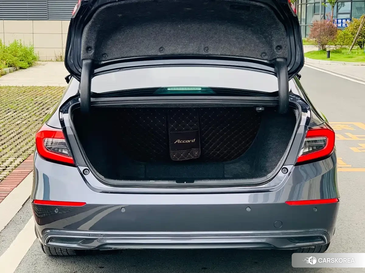 Honda Accord id 4565323 из Китая 20