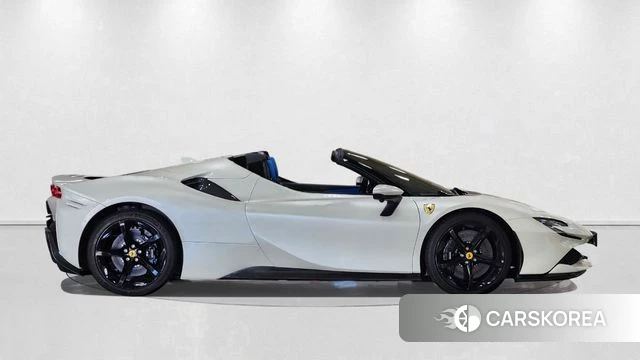 Ferrari SF90 Spider id 4753255 из Кореи 17