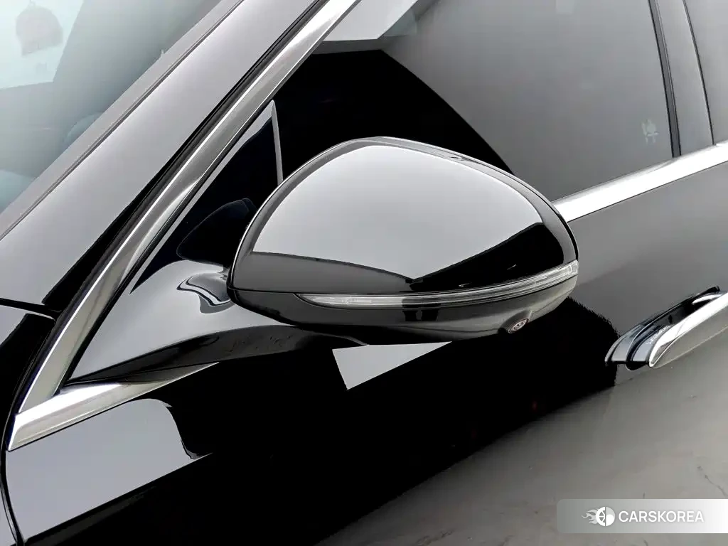 Mercedes-Benz E-Class id 4622396 из Китая 24