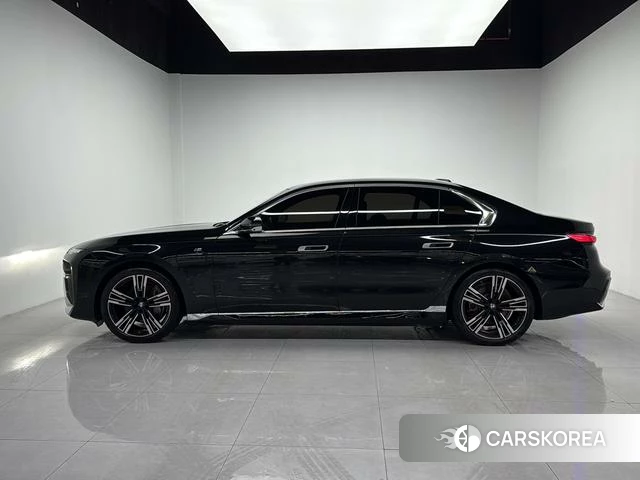 BMW i7 id 4211557 из Китая 17
