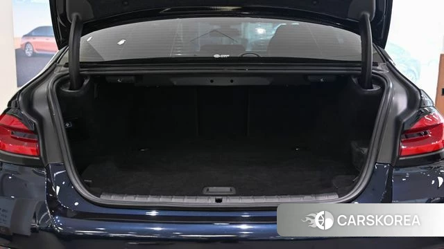 BMW 5 Series (G30) id 4324642 из Кореи 17