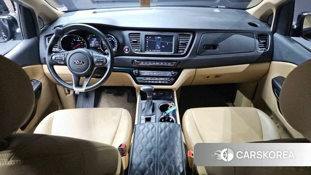 Kia The New Carnival id 4483104 из Кореи 29
