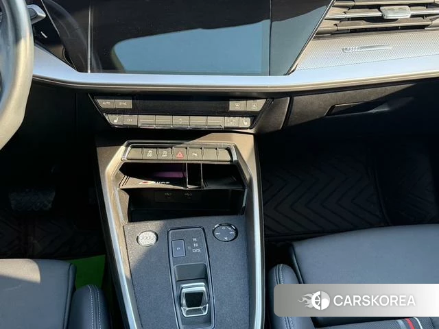 Audi A3 id 4359313 из Китая 17