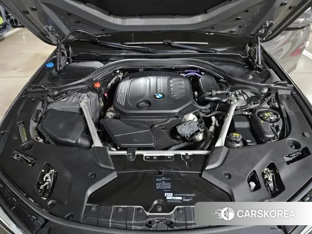 BMW 5 Series (G30) id 2885855 из Кореи 7