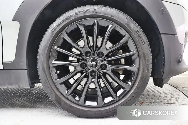 Mini Cooper Clubman id 3739863 из Кореи 17