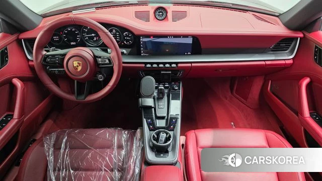 Porsche 911(992) id 4356105 из Кореи 17