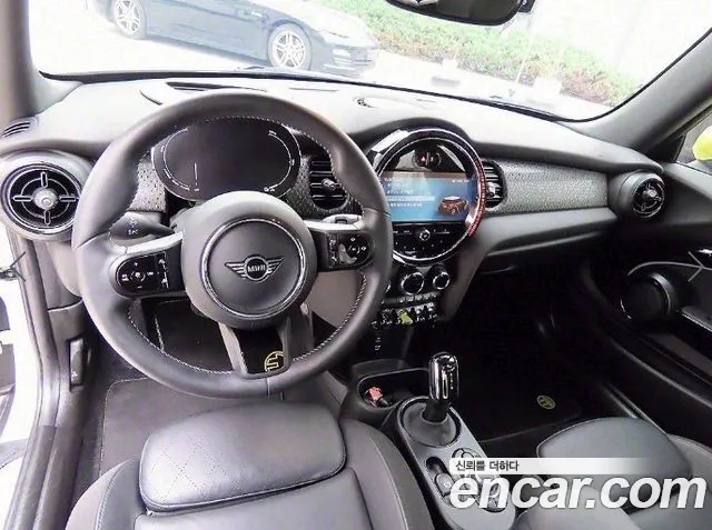 Mini Cooper Electric id 2744181 из Кореи 16