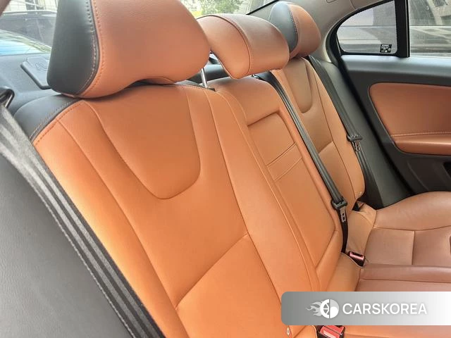 Volvo S60 id 4211141 из Китая 18