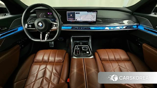 BMW 7 Series (G70) id 3896910 из Кореи 17