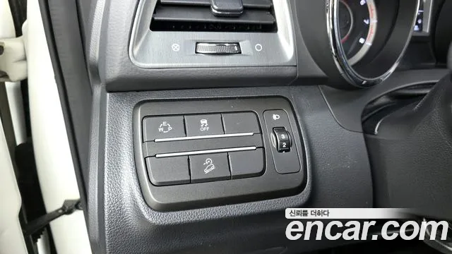 Ssangyong Tivoli Armor id 2698085 из Кореи 17