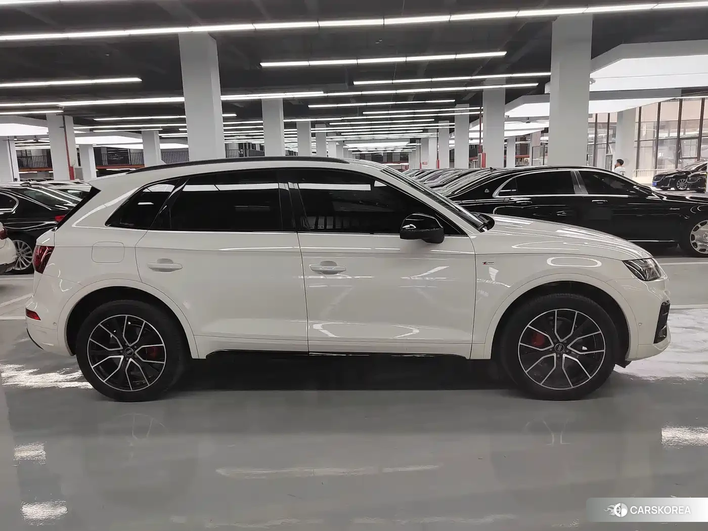 Audi Q5L id 4654630 из Китая 10