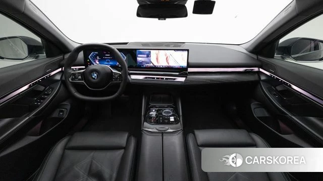 BMW 5 Series (G60) id 4349415 из Кореи 17