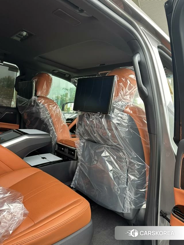 Lexus LX id 4273847 из Китая 7