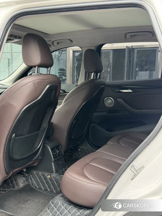 BMW X1 id 4264978 из Китая 7