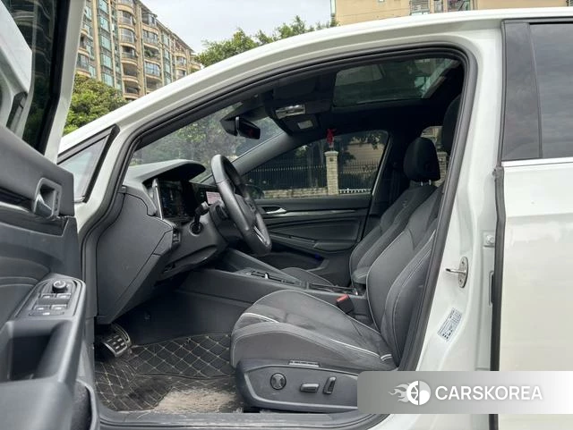 Volkswagen Golf id 4392096 из Китая 14