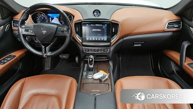 Maserati Ghibli id 4295009 из Кореи 17