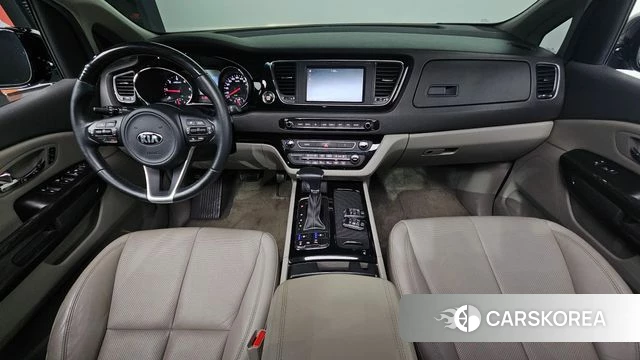 Kia All New Carnival id 4667874 из Кореи 17