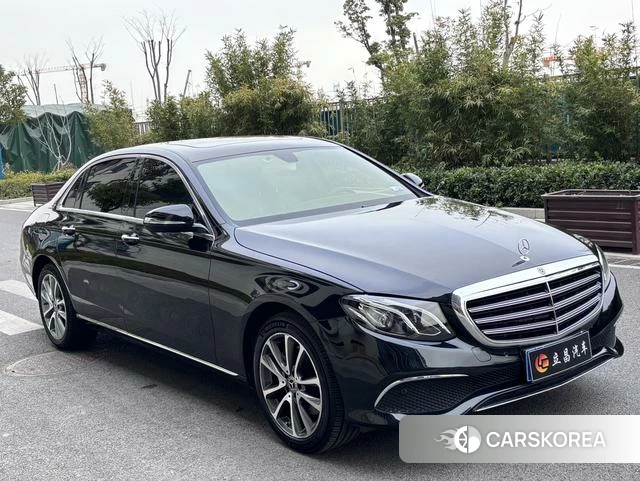 Mercedes-Benz E-class id 4241669 из Китая 11