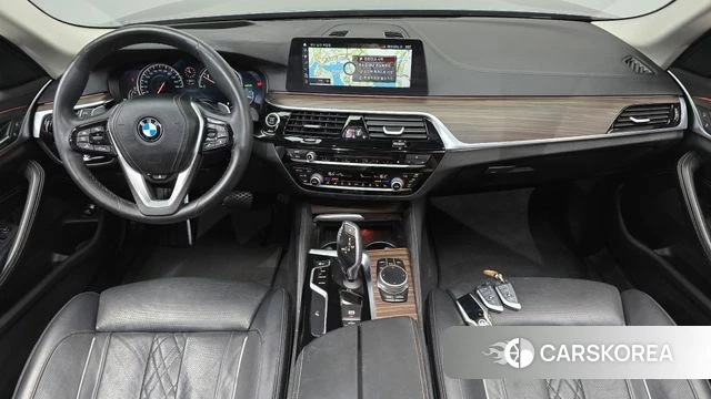 BMW 5 Series (G30) id 4325924 из Кореи 35