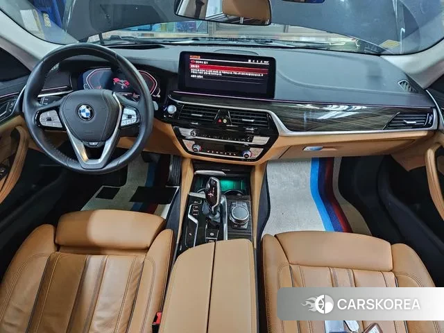 BMW 5 Series (G30) id 3467794 из Кореи 17