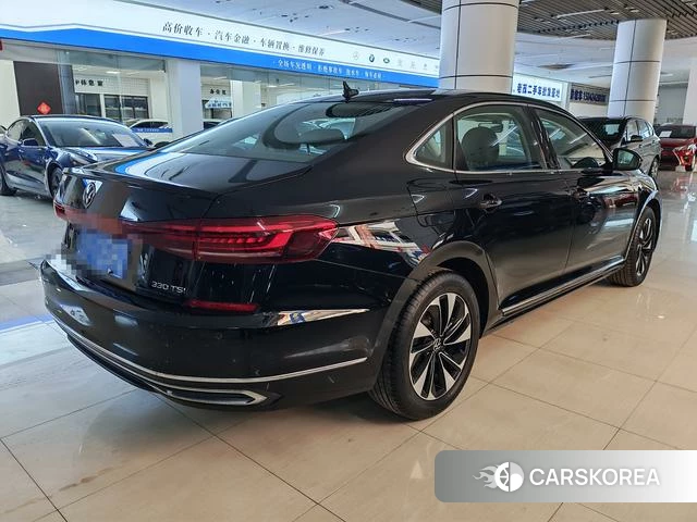 Volkswagen Passat id 4213270 из Китая 7
