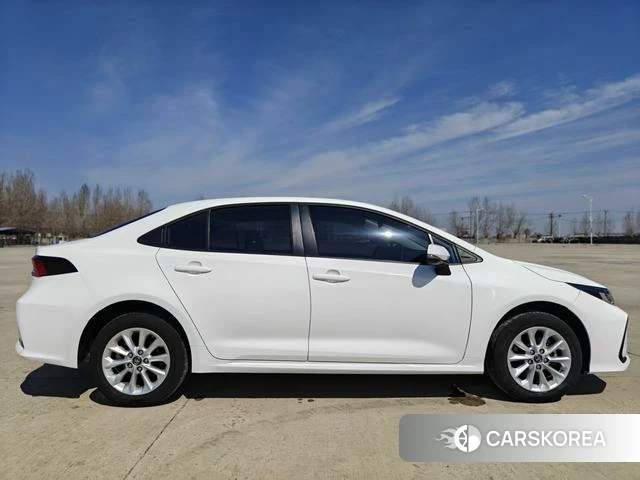 Toyota Corolla id 4207684 из Китая 22