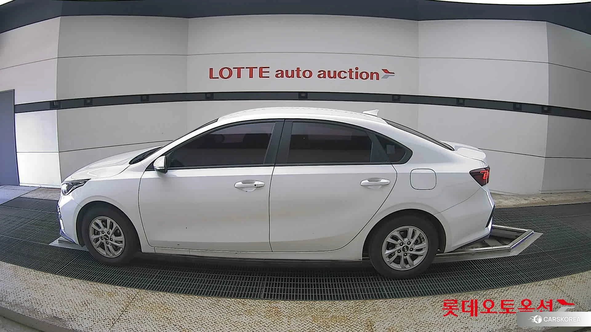 Kia K3 id 4289517 из Кореи 35