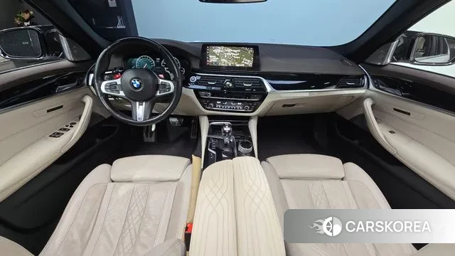 BMW 5 Series (G30) id 3778835 из Кореи 17