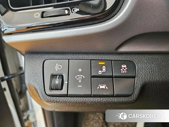 Kia Stonic id 3034360 из Кореи 17