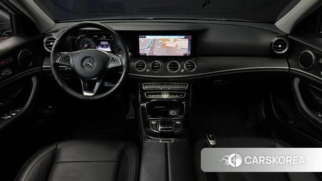 Mercedes-Benz E-Class W213 id 4269490 из Кореи 17