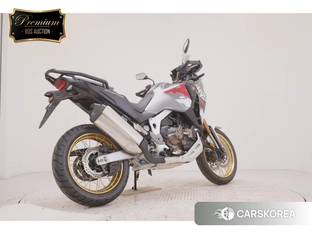 Honda CRF1100L AFRICA TWIN DCT 2026 из Японии, фото 4