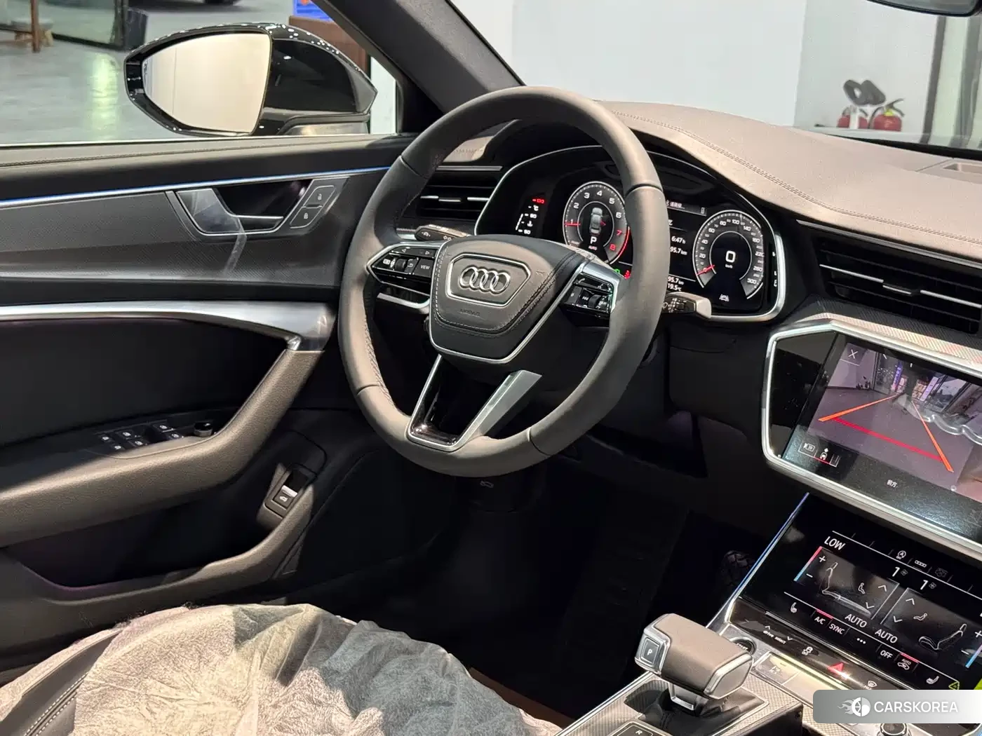 Audi A6L id 4628143 из Китая 17