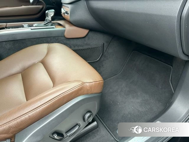 Volvo XC90 id 4209360 из Китая 30