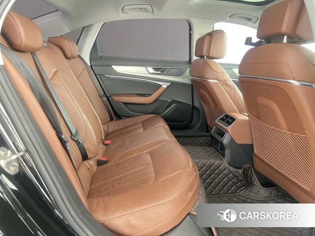 Audi A6L id 4221007 из Китая 13